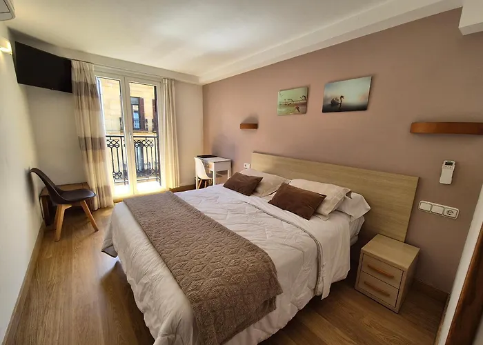 乔琪纳酒店 招待所 4*